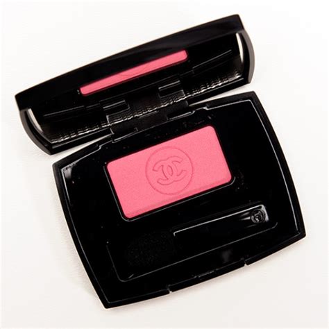 chanel ombre essentielle soft touch eyeshadow rose favorite|chanel ombre essentielle eyeshadow.